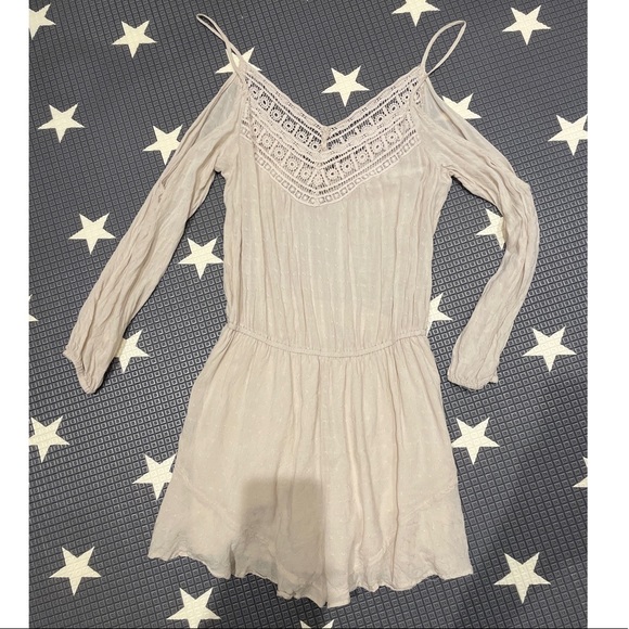 Cream romper - Picture 1 of 5